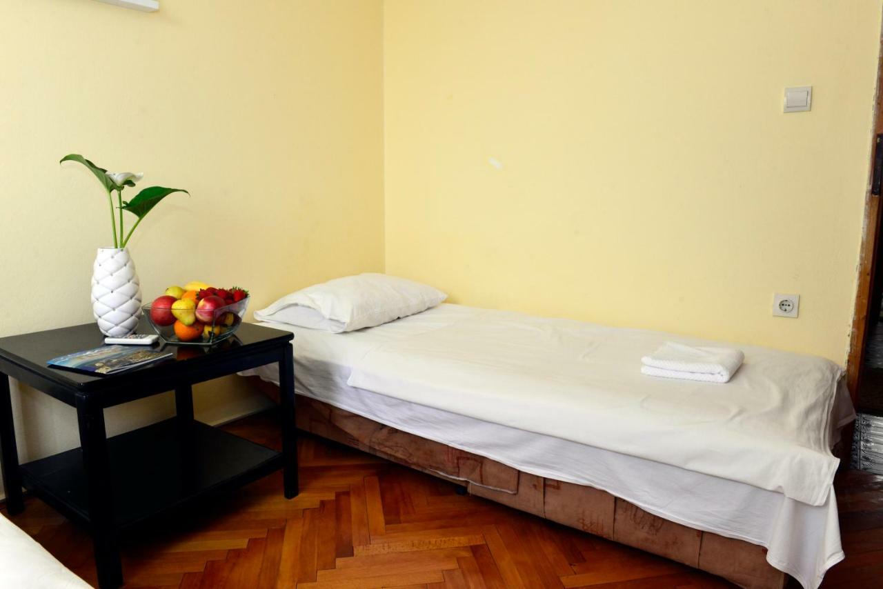 Hotel Sobe Tivat Exterior foto