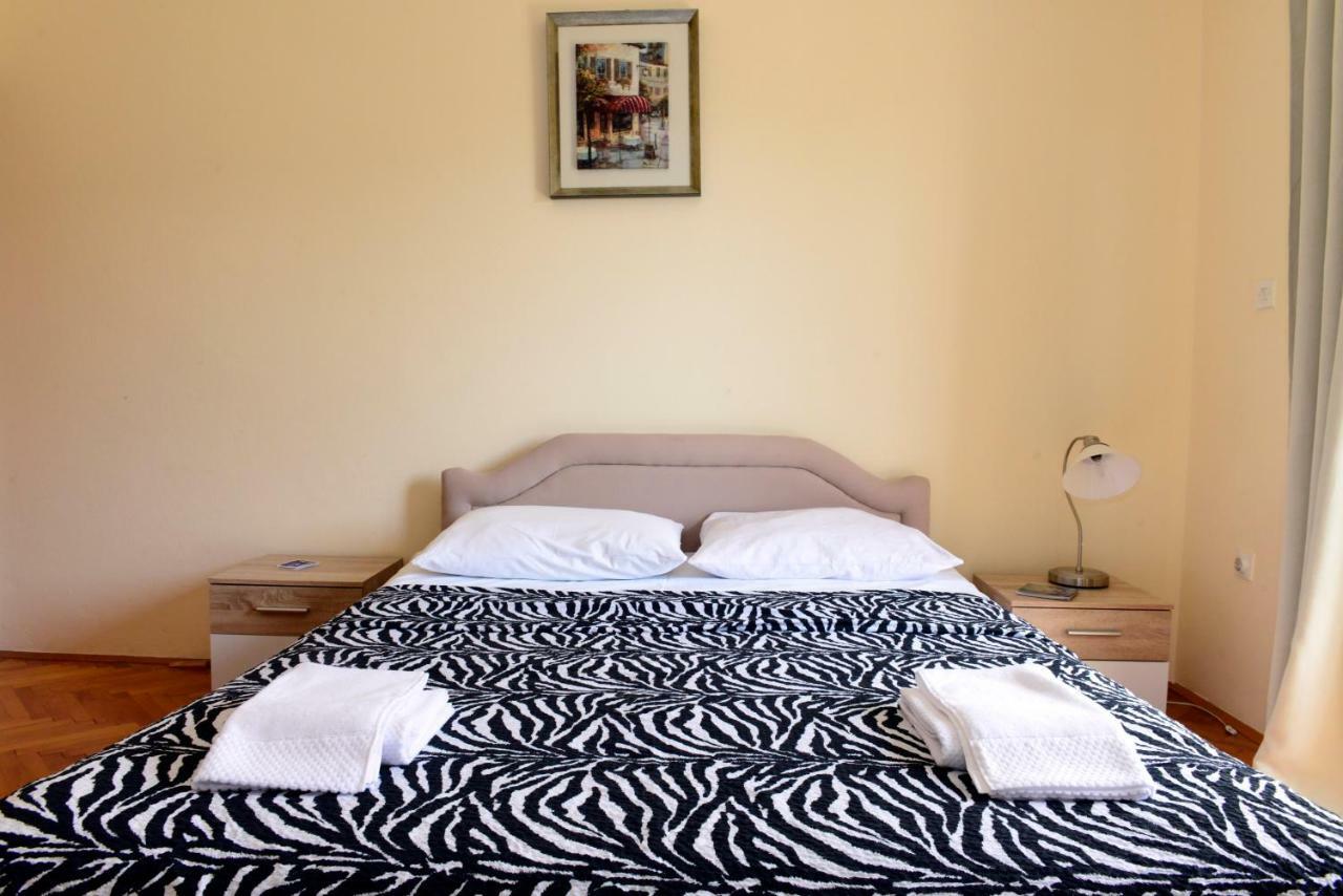 Hotel Sobe Tivat Exterior foto