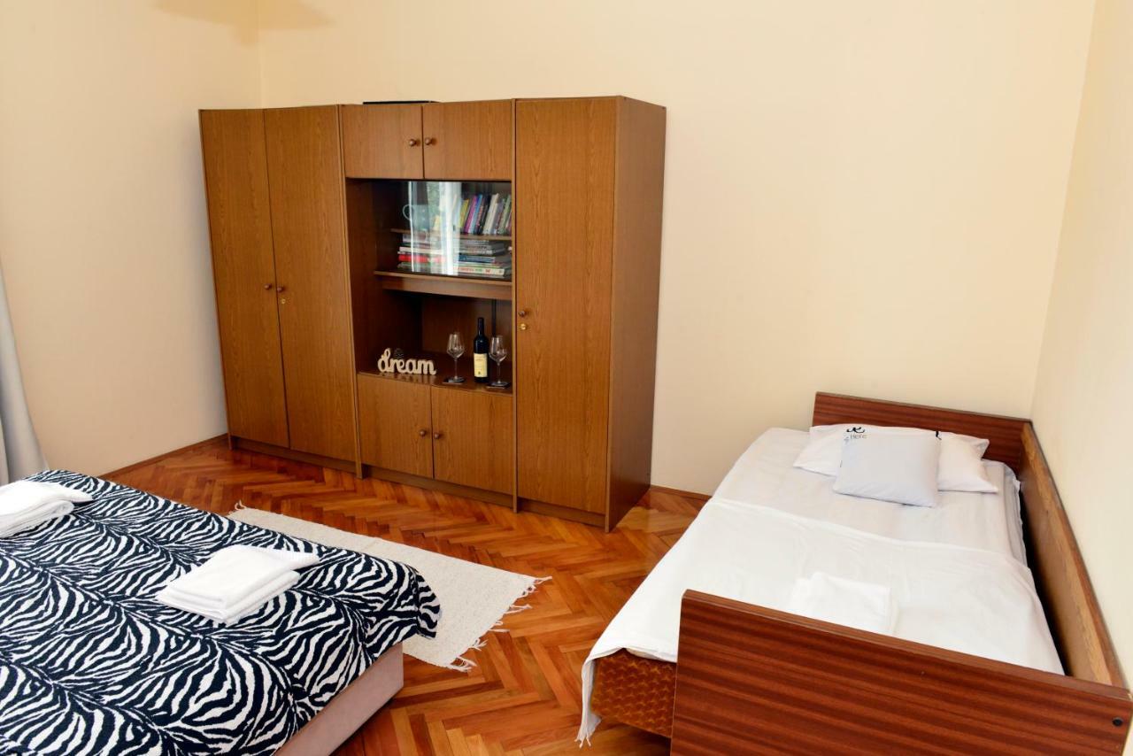 Hotel Sobe Tivat Exterior foto